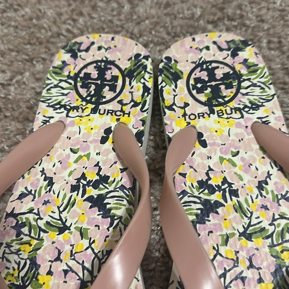 Tory Burch - Picture 3 of 3